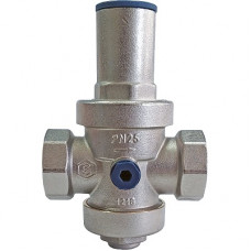 Редуктор давления поршневой STOUT 1/2" с выходом под манометр